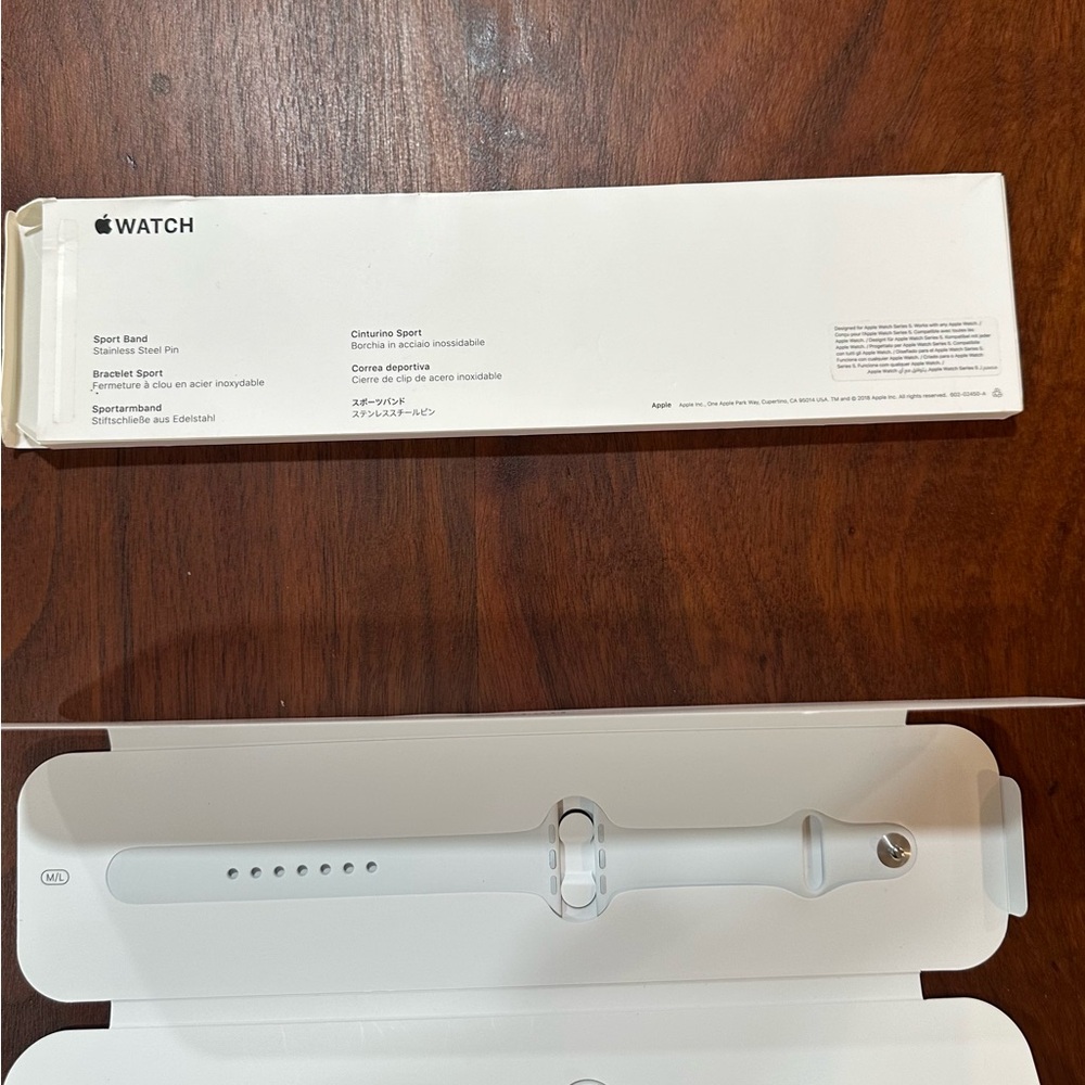 Original Apple Watch S/M & M/L 40mm Sport Band Silicon For Series 8/7/6/5 - Picture 4 of 8